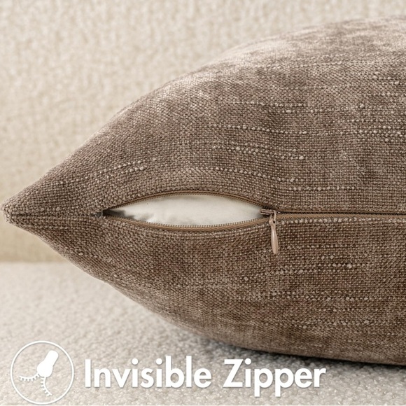 Pillow Covers set of 2 - Picture 2 of 5